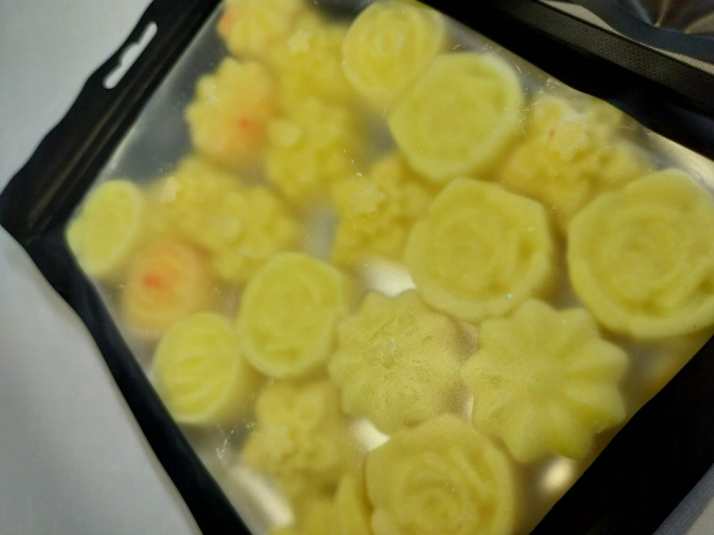 Citronella wax melt flowers