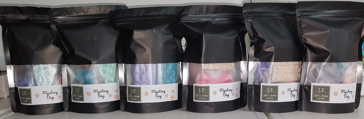 WAX MELT MYSTERY BAG (FIVER FRIDAY)