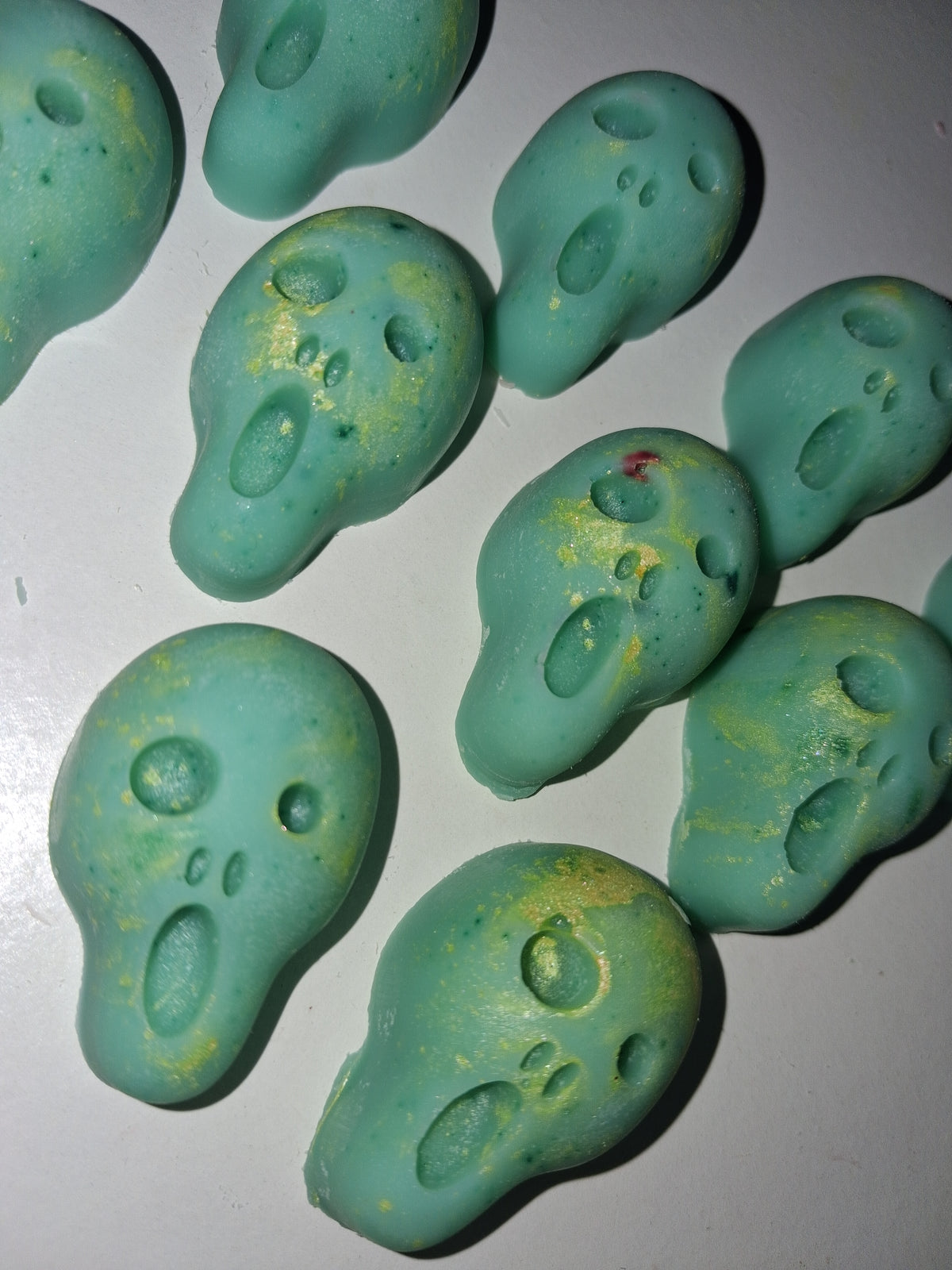 Sherbet Zombie Wax Melt Skulls